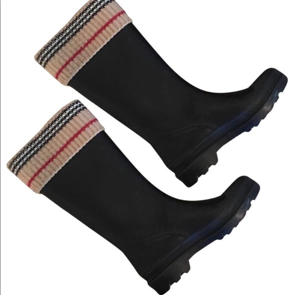 Burberry Shoes - Burberry rain boots size 41